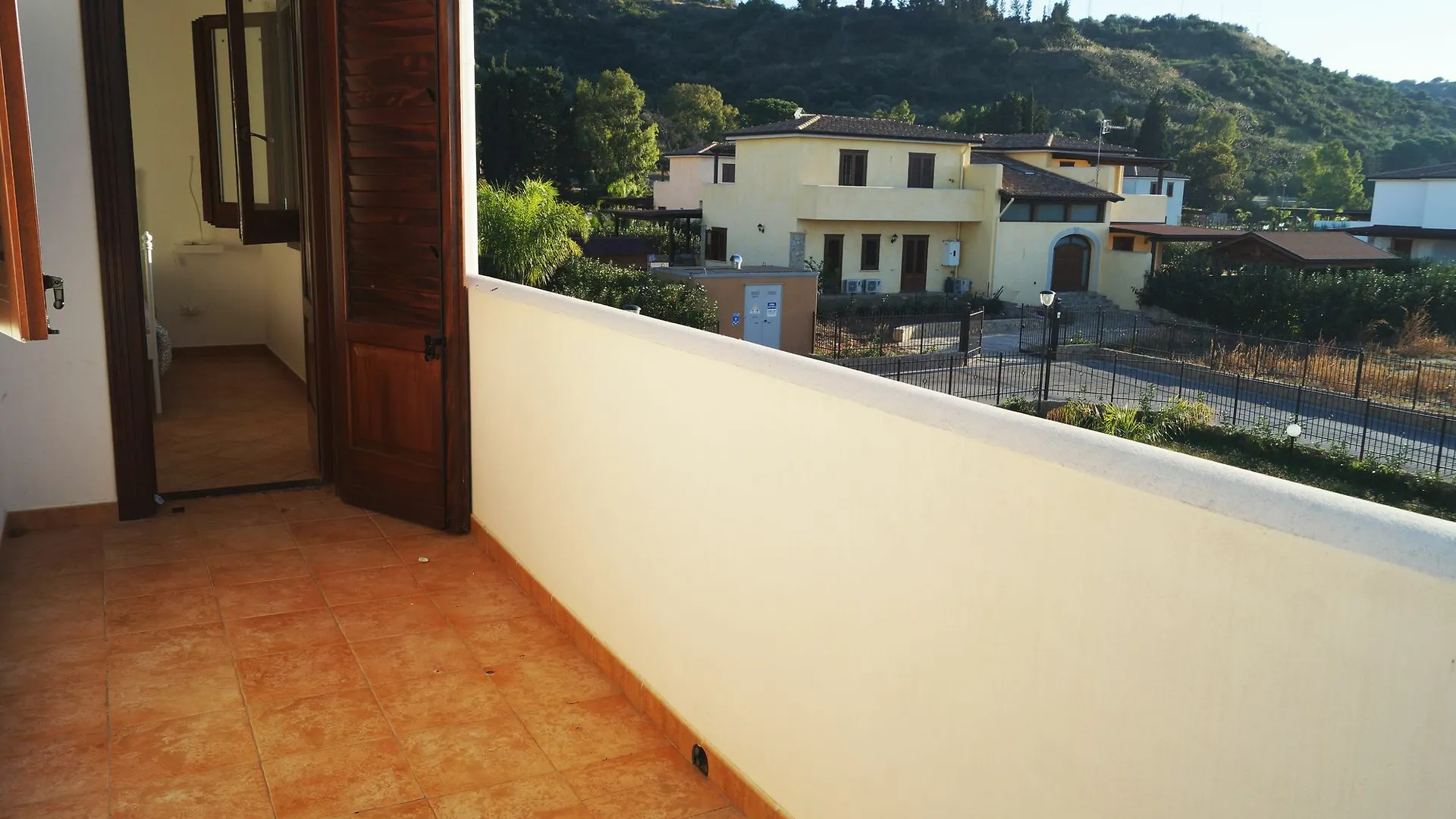 Mare E Sole Family Resort Campofelice Di Roccella Apartment